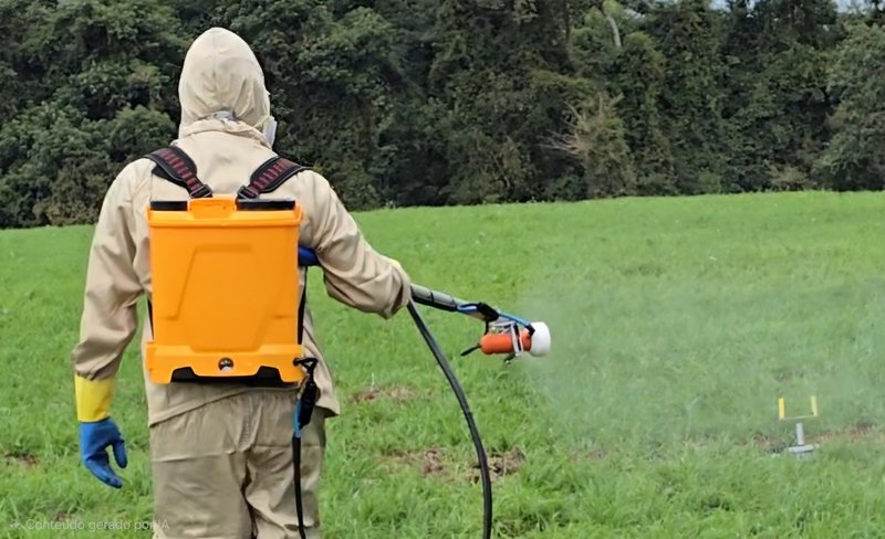 Atomizador rotativo costal BVO®125 em campo